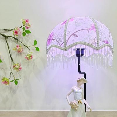 ĐÈN PHONG CÁCH CHÂU ÂU – CÔ GÁI VÀ CHÚ CỪU NON